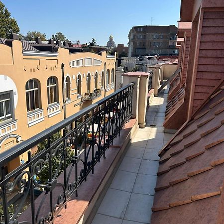 Apartment In Agmashenebeli Тбілісі Екстер'єр фото