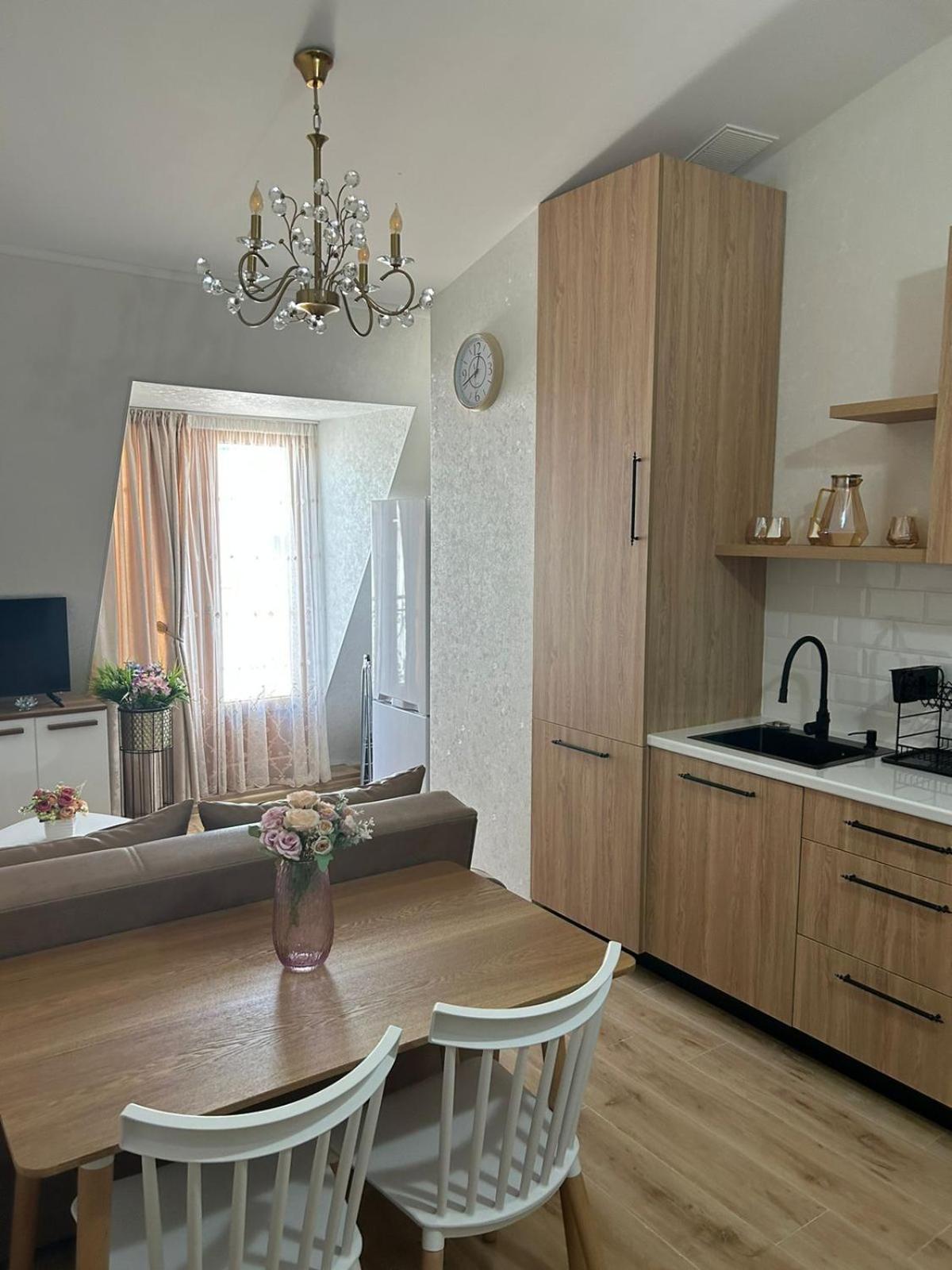 Apartment In Agmashenebeli Тбілісі Екстер'єр фото