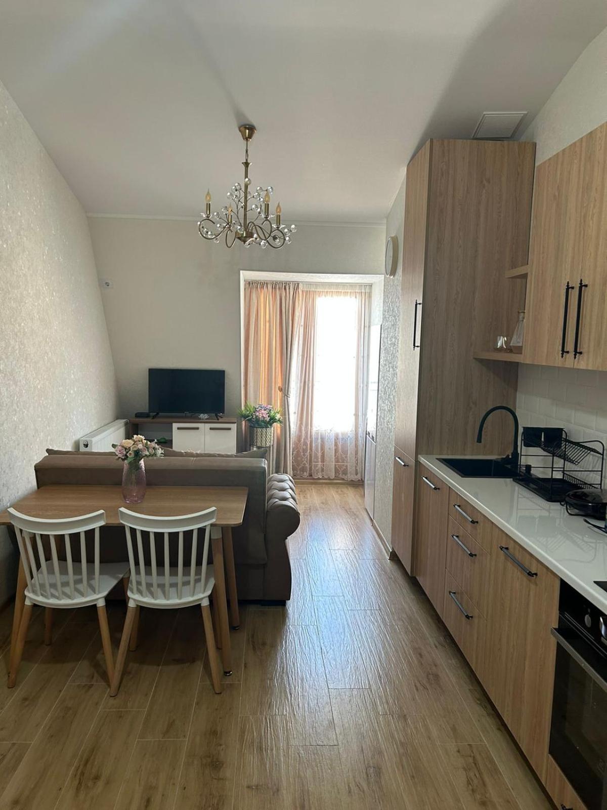 Apartment In Agmashenebeli Тбілісі Екстер'єр фото